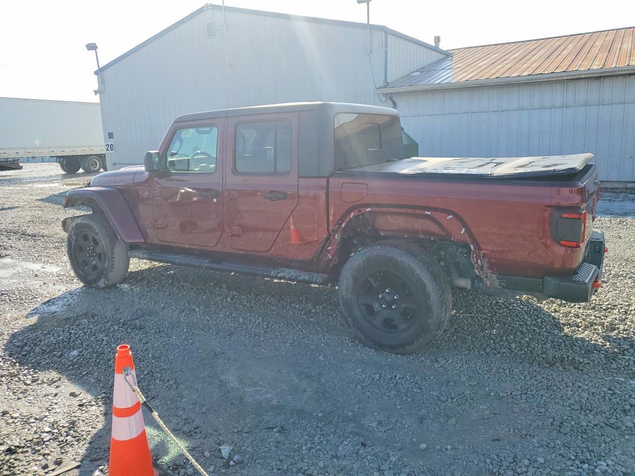 2021 Jeep Gladiator Mojave - Image 2