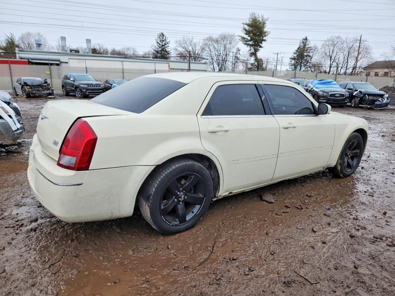 2006 Chrysler 300 - Фото 3
