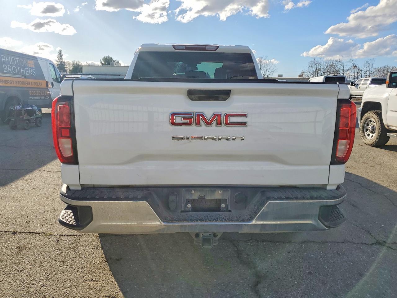 2024 GMC Sierra K1500 - Image 6