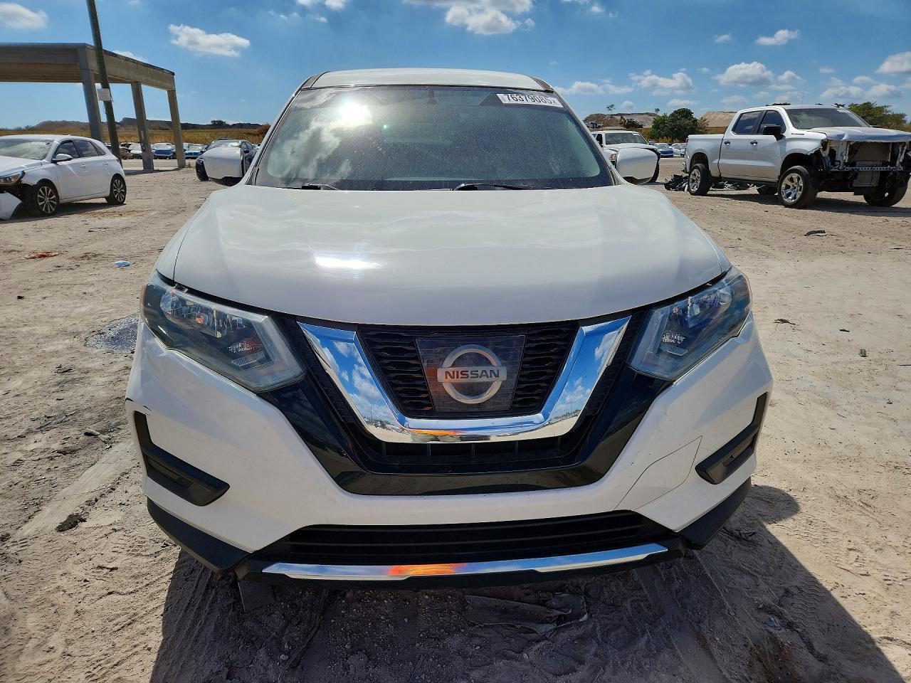 2017 Nissan Rogue S - Фото 5