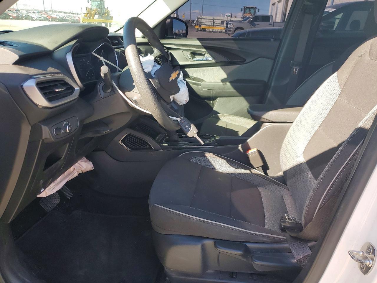 2023 Chevrolet Trailblazer Ls - Image 7