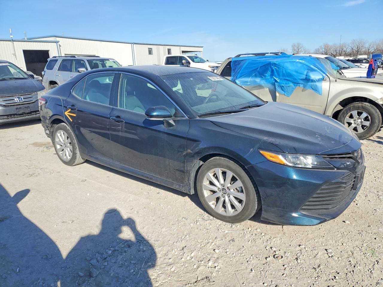 2019 Toyota Camry Le - Фото 4