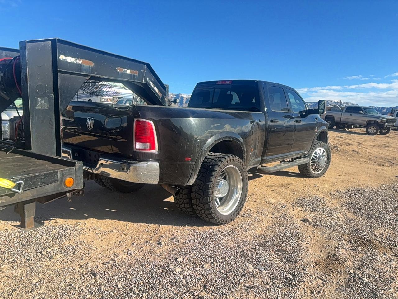 2014 Ram 3500 Laramie - Image 4