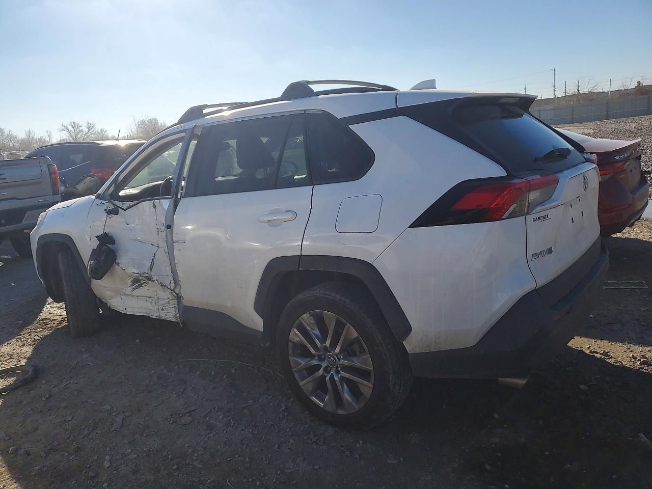 2019 Toyota Rav4 Xle Premium - Фото 2