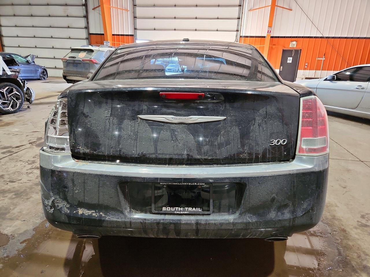 2012 Chrysler 300 Limited - Image 6