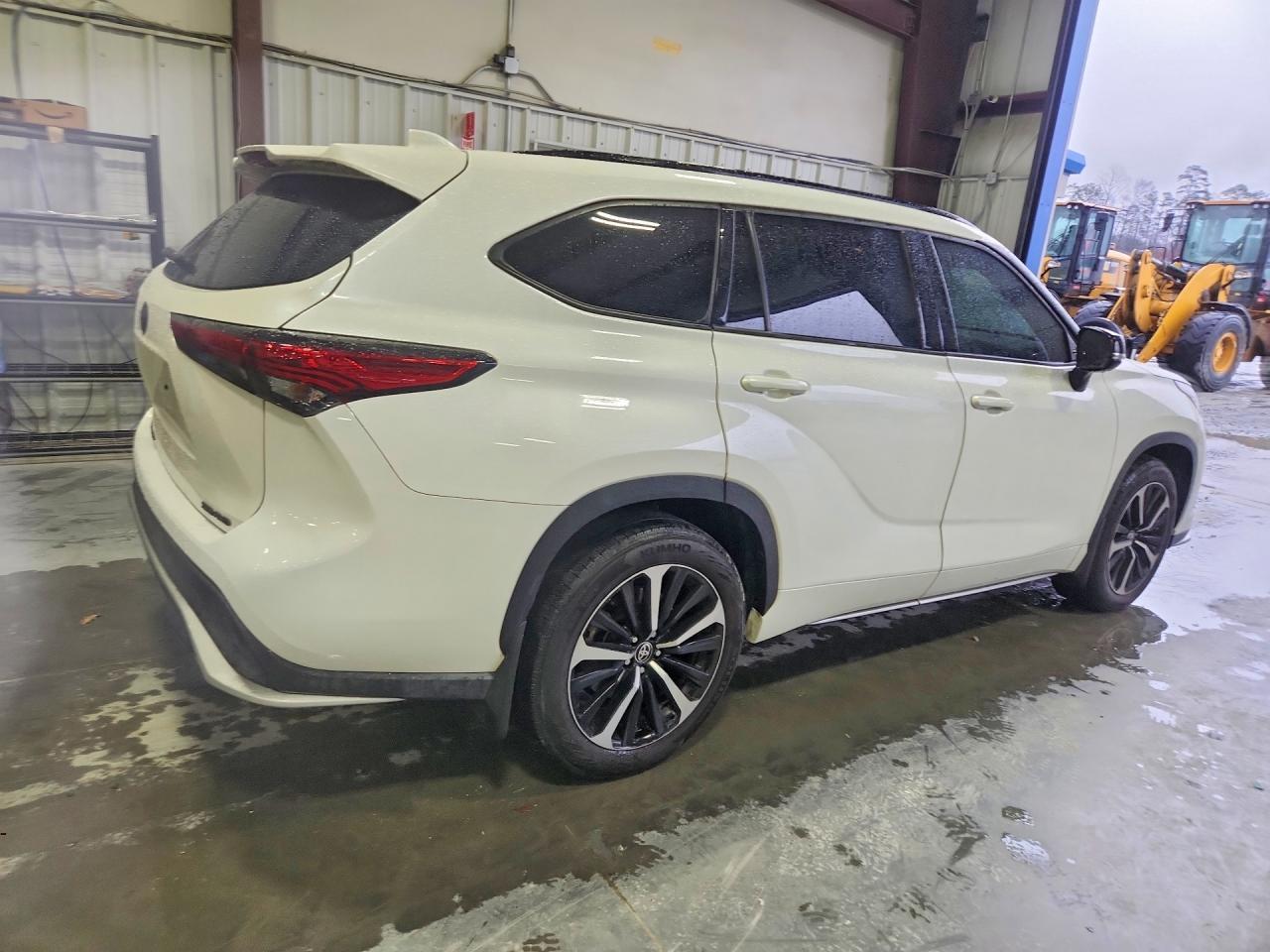 2021 Toyota Highlander Xse - Фото 3