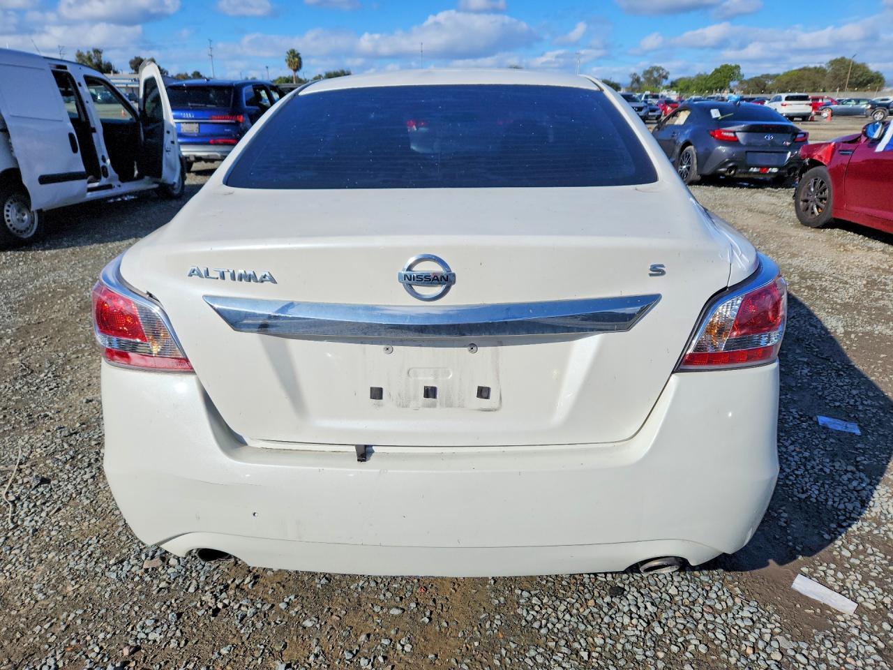 2015 Nissan Altima 2.5 - Фото 6