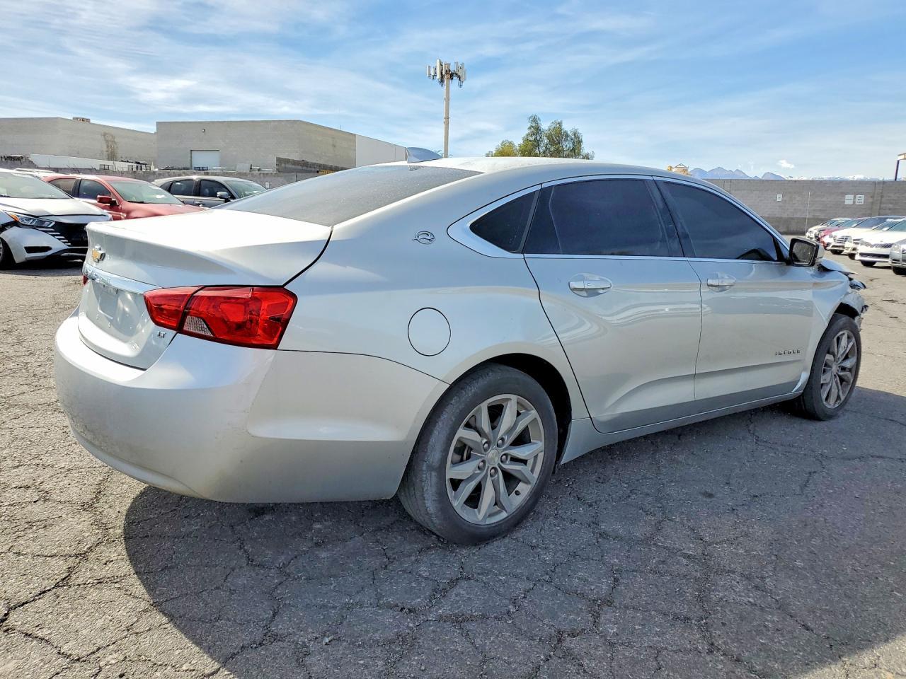 2019 Chevrolet Impala Lt - Фото 3