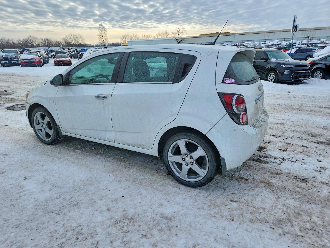 2013 Chevrolet Sonic Ltz - Фото 2