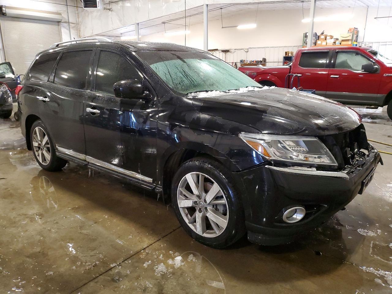 2014 Nissan Pathfinder S - Фото 4