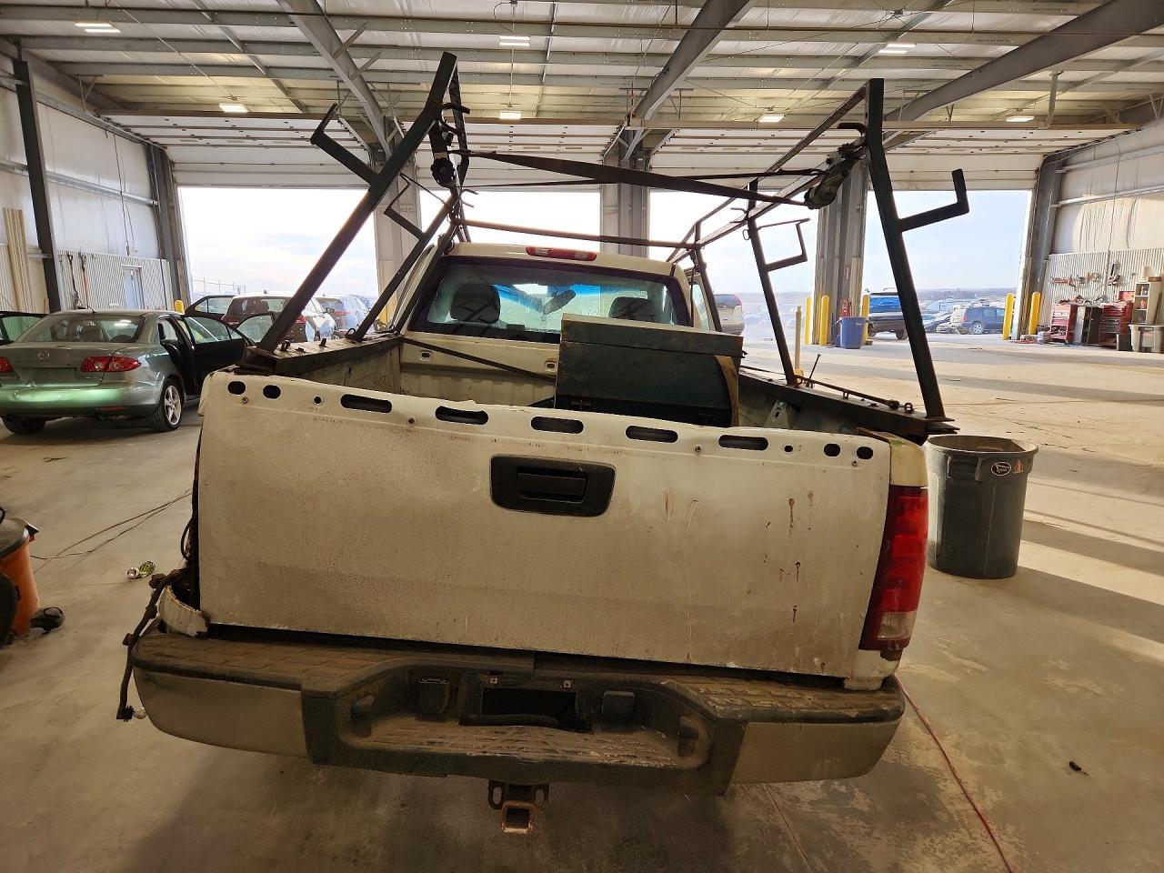 2008 GMC Sierra C1500 - Image 6