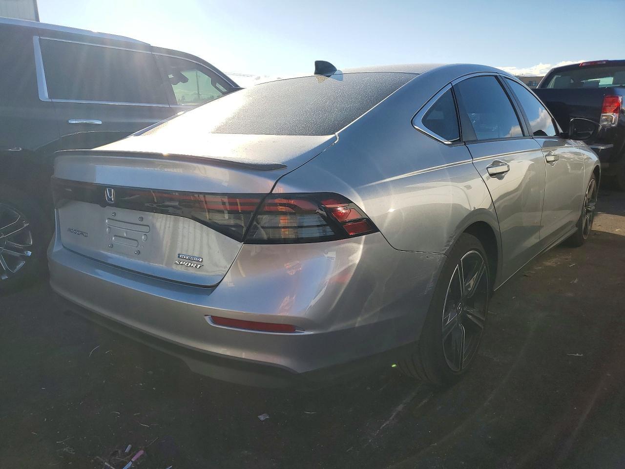 2025 Honda Accord Hybrid Sport - Image 3