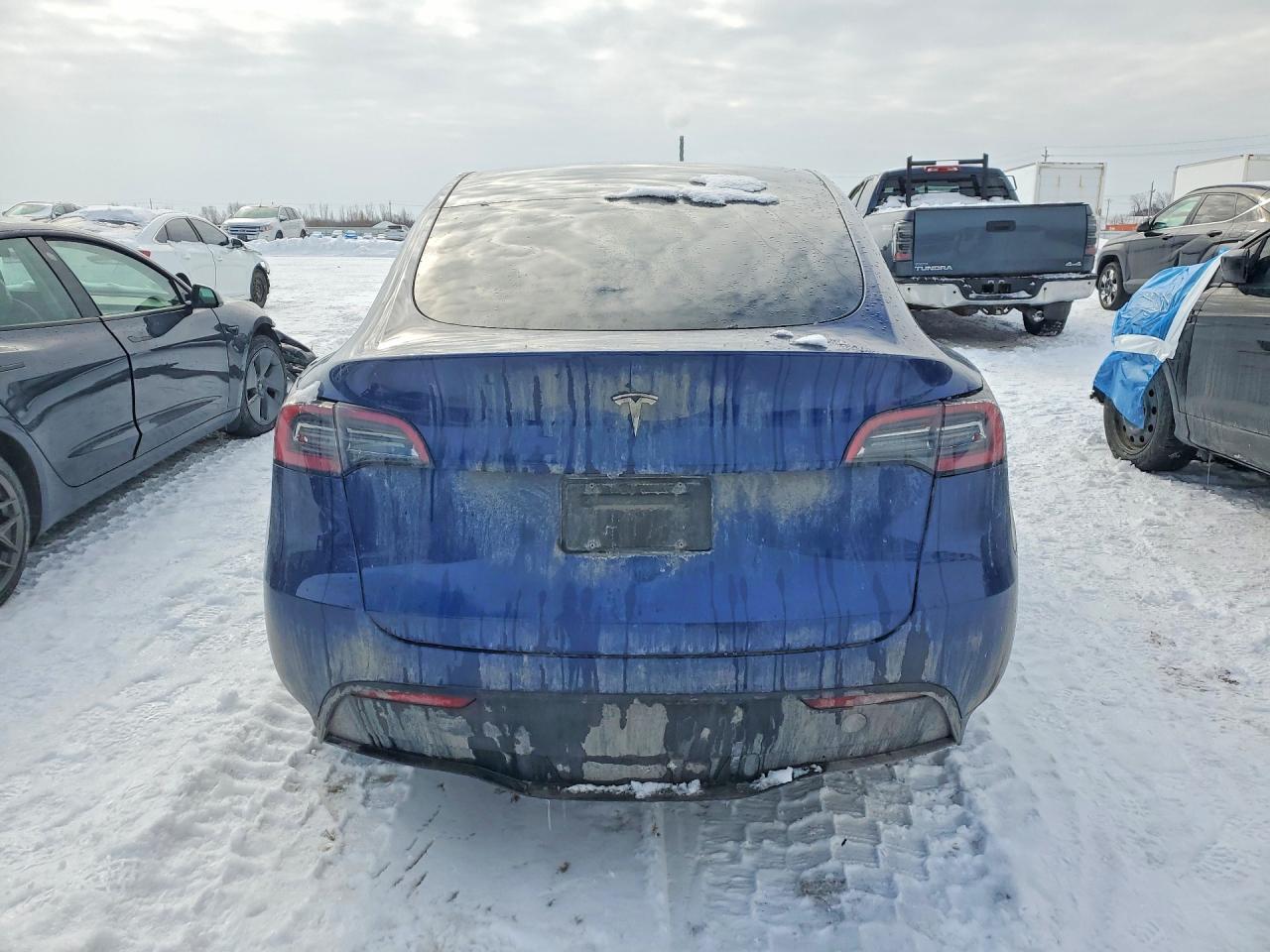 2023 Tesla Model Y - Фото 6
