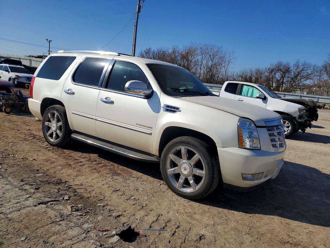 2013 Cadillac Escalade Luxury - Фото 4