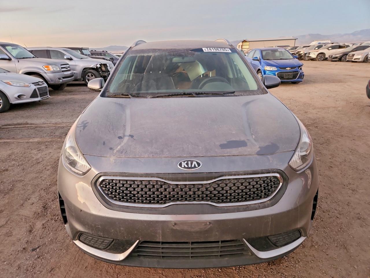 2017 Kia Niro Fe - Image 5