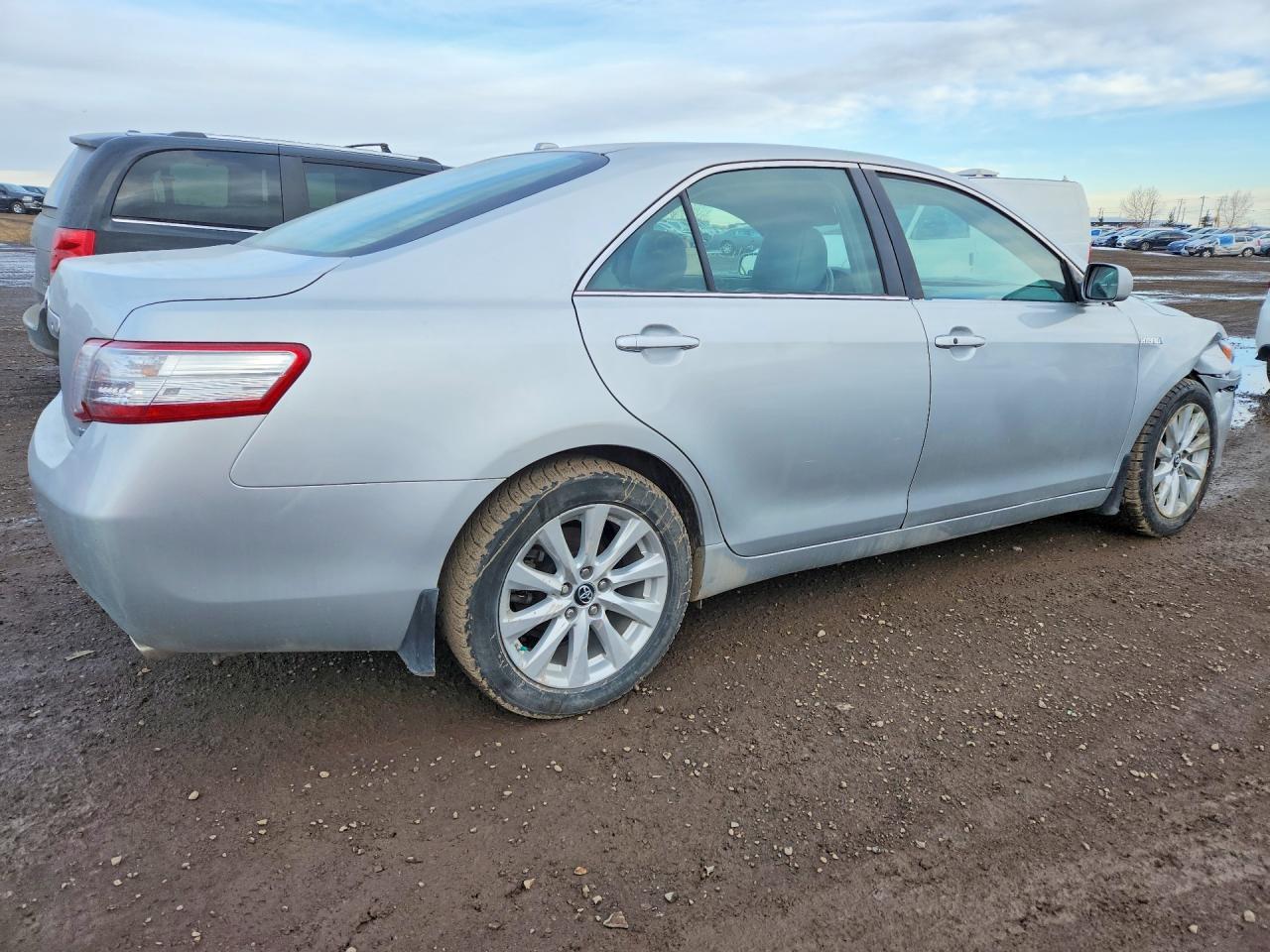 2010 Toyota Camry Hybrid 4Dr - Фото 3