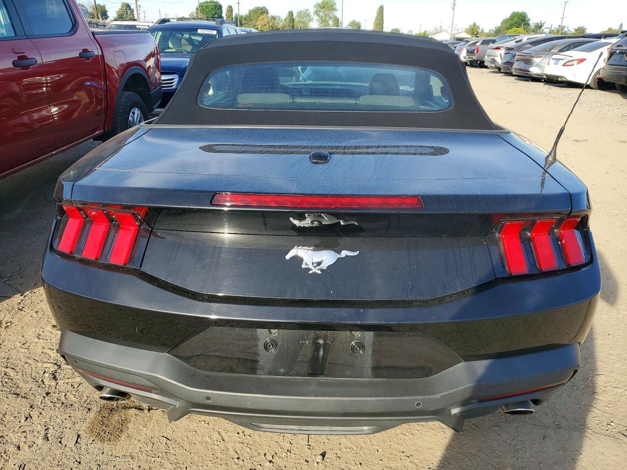 2024 Ford Mustang - Image 6