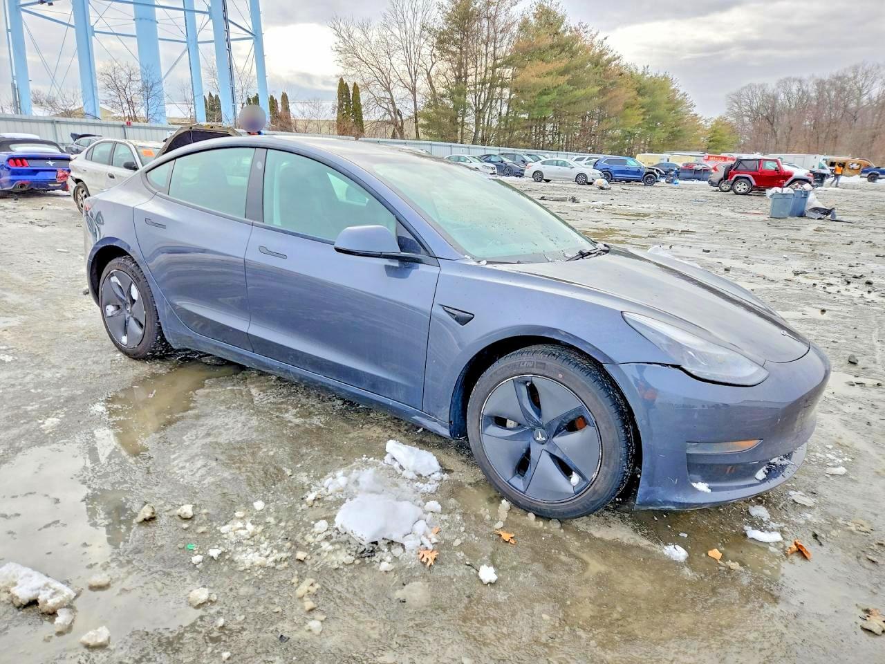 2021 Tesla Model 3 - Image 4