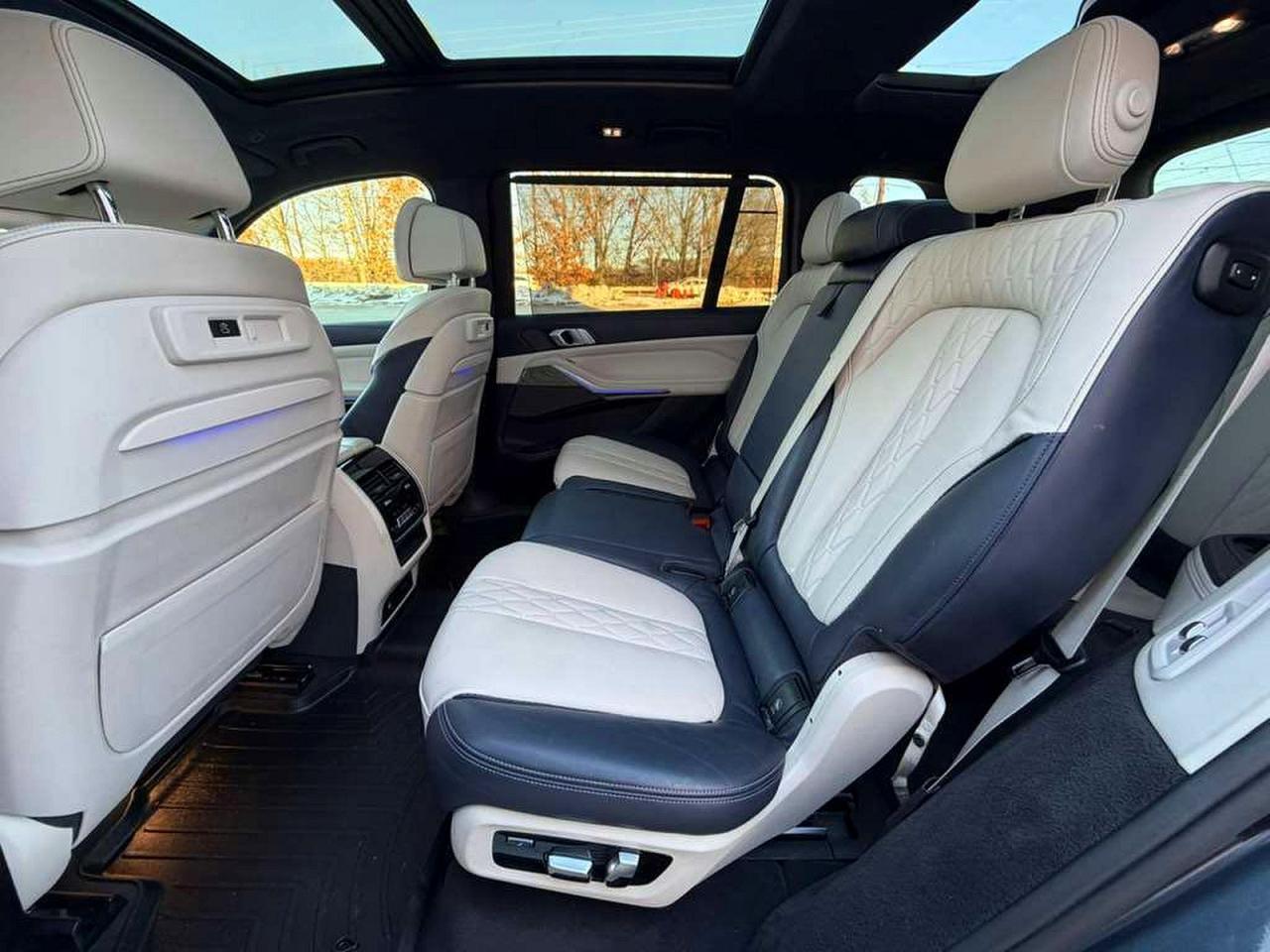 2019 BMW X7 xDrive50I - Image 6