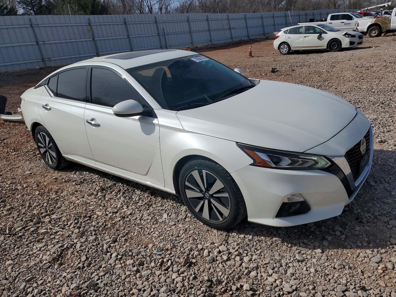 2019 Nissan Altima Sv - Фото 4