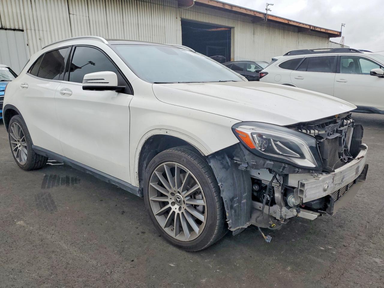 2018 Mercedes-Benz Gla 250 - Image 4