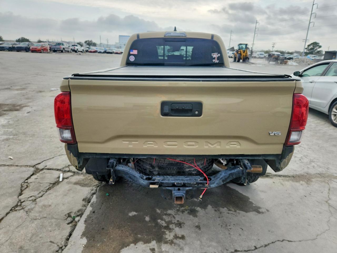 2020 Toyota Tacoma Double Cab - Image 6