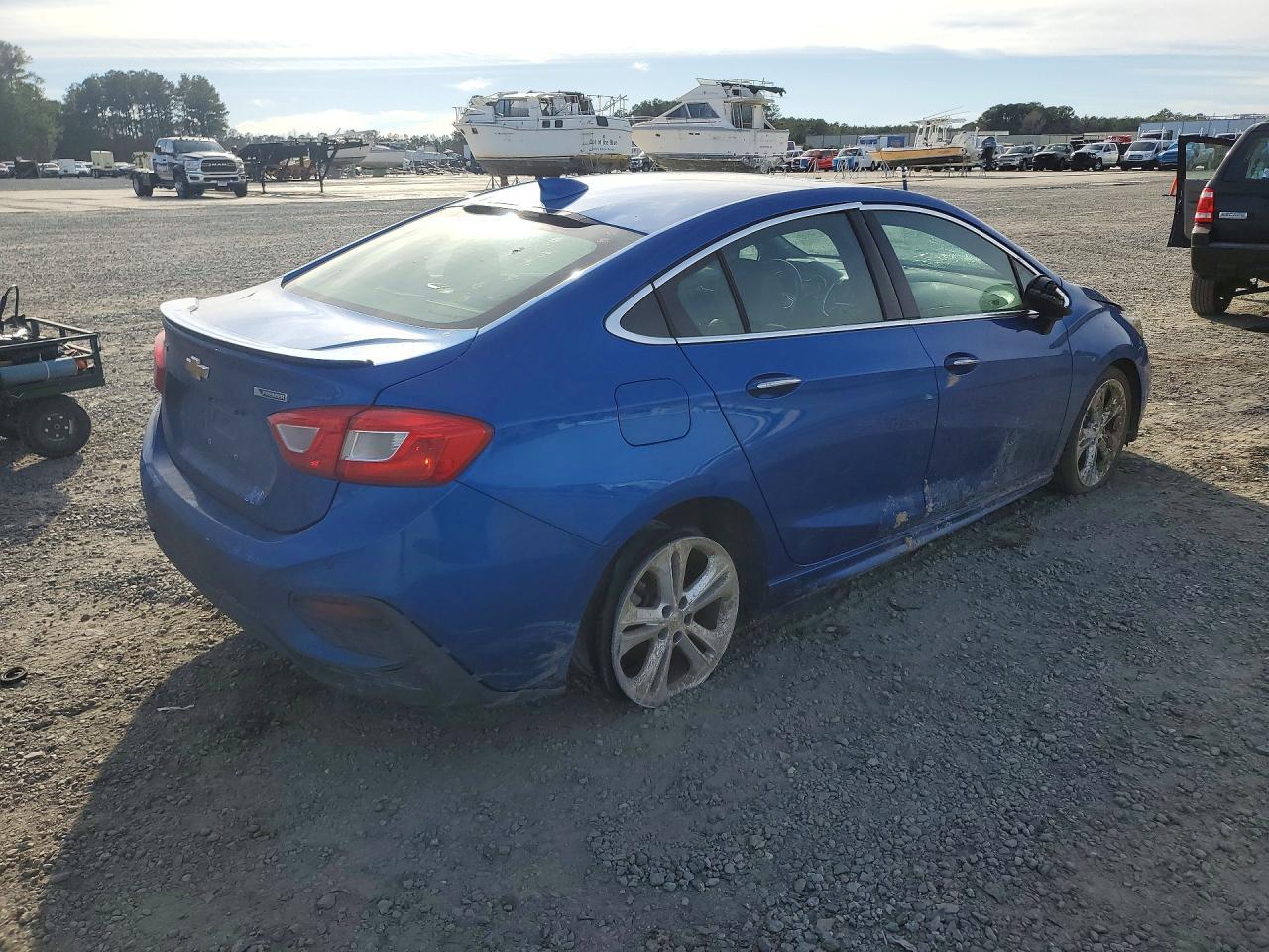 2016 Chevrolet Cruze Premier - Фото 3