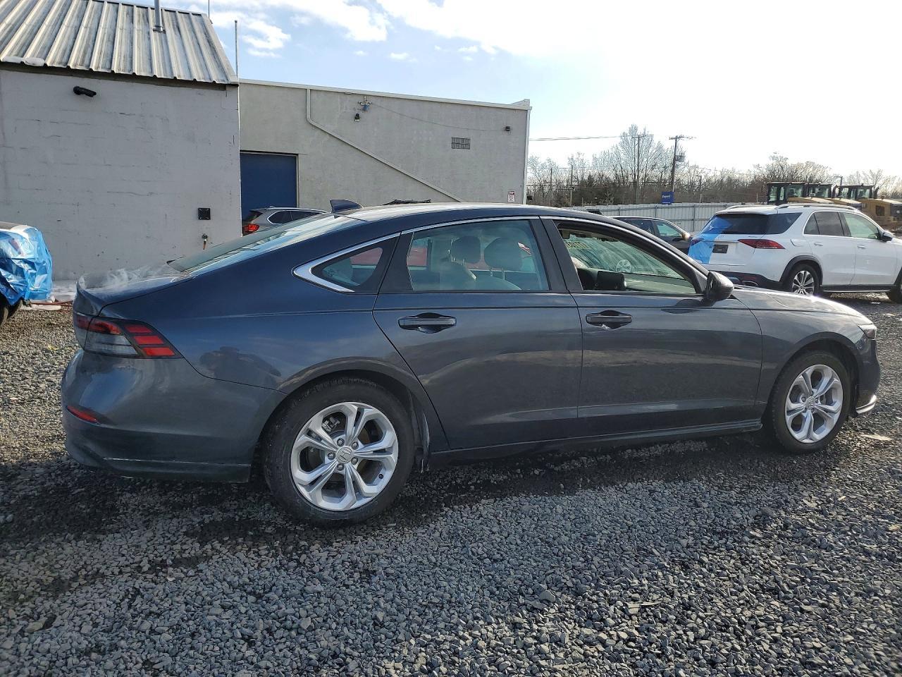 2025 Honda Accord Lx - Фото 3