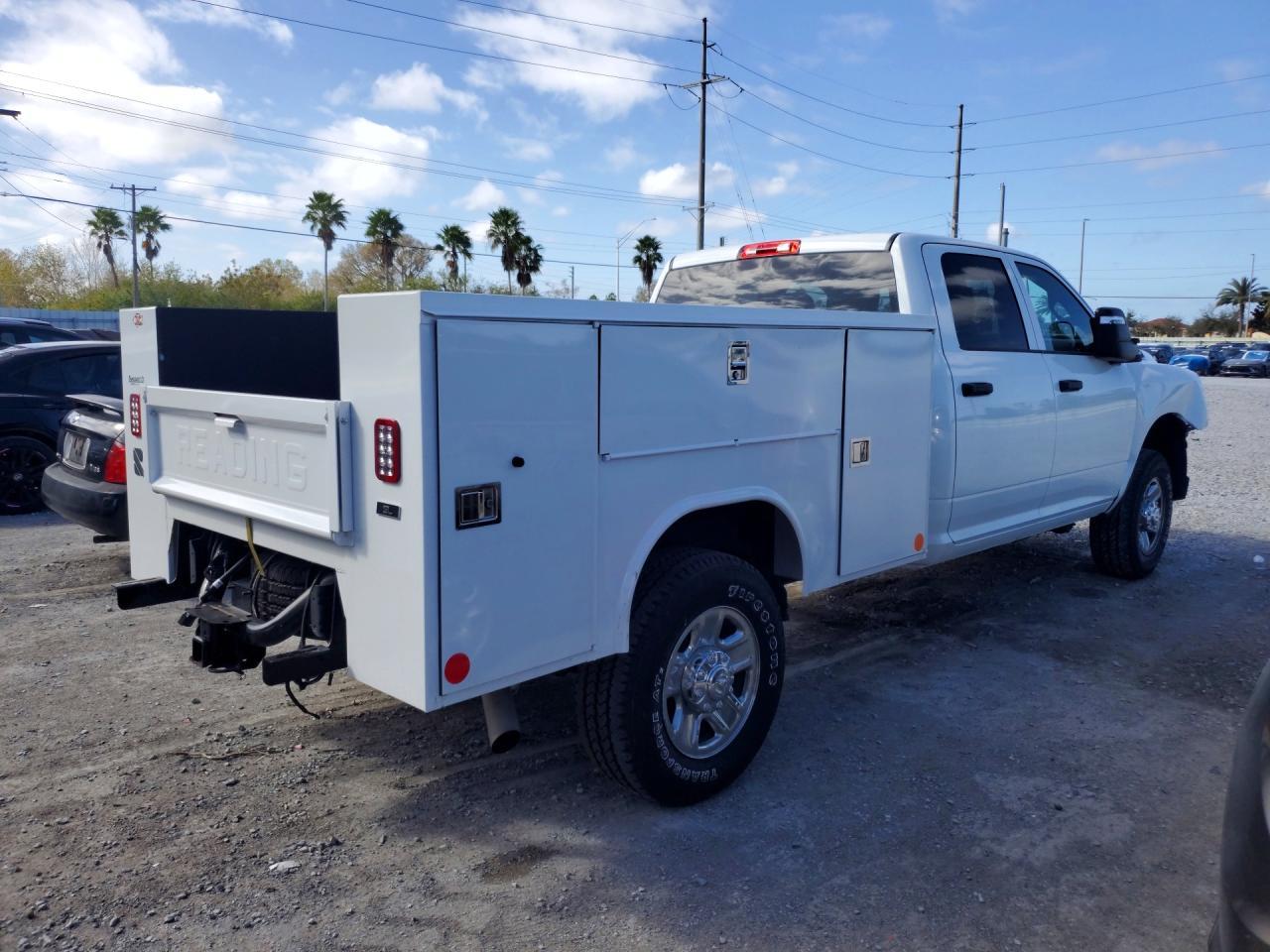 2024 Ram 2500 Tradesman Crew - Фото 3