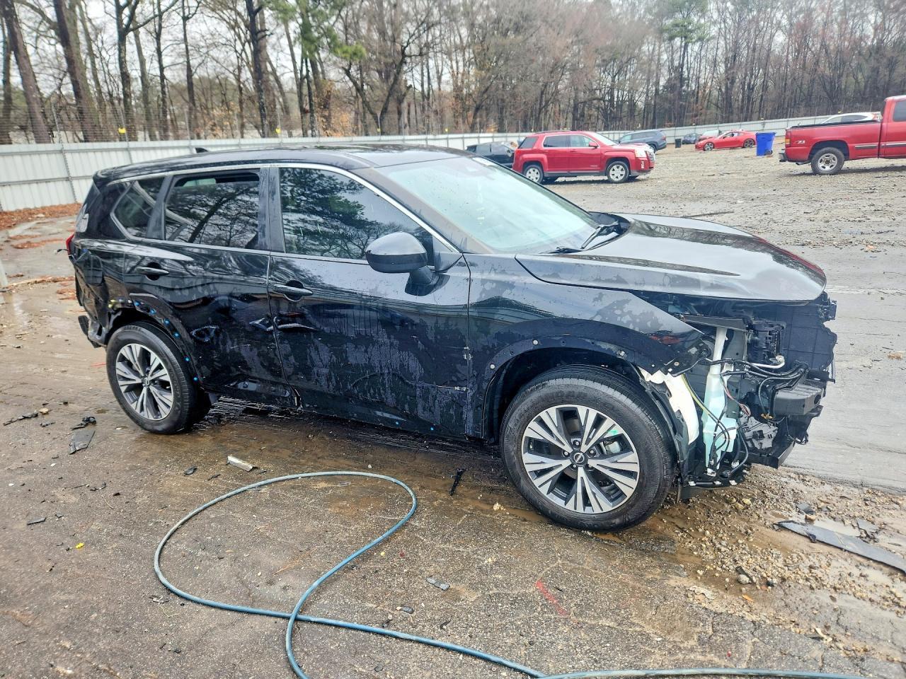 2023 Nissan Rogue Sv - Image 4