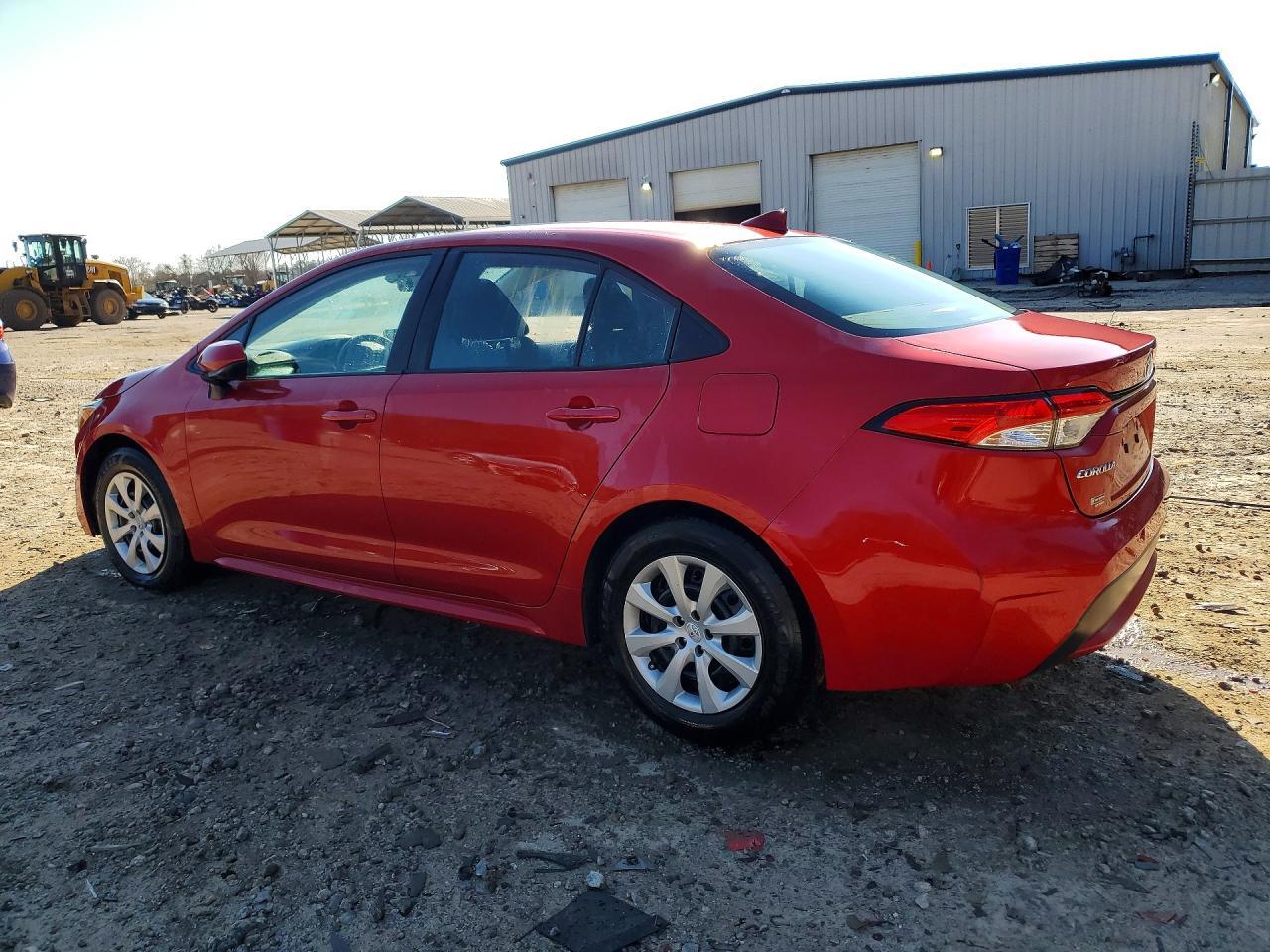 2021 Toyota Corolla Le - Фото 2