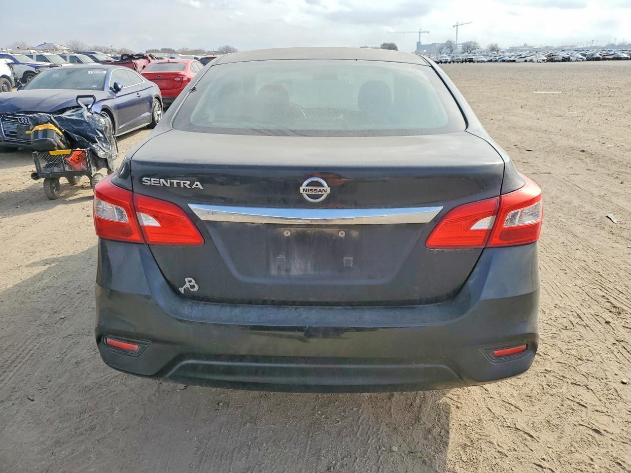 2018 Nissan Sentra S - Image 6