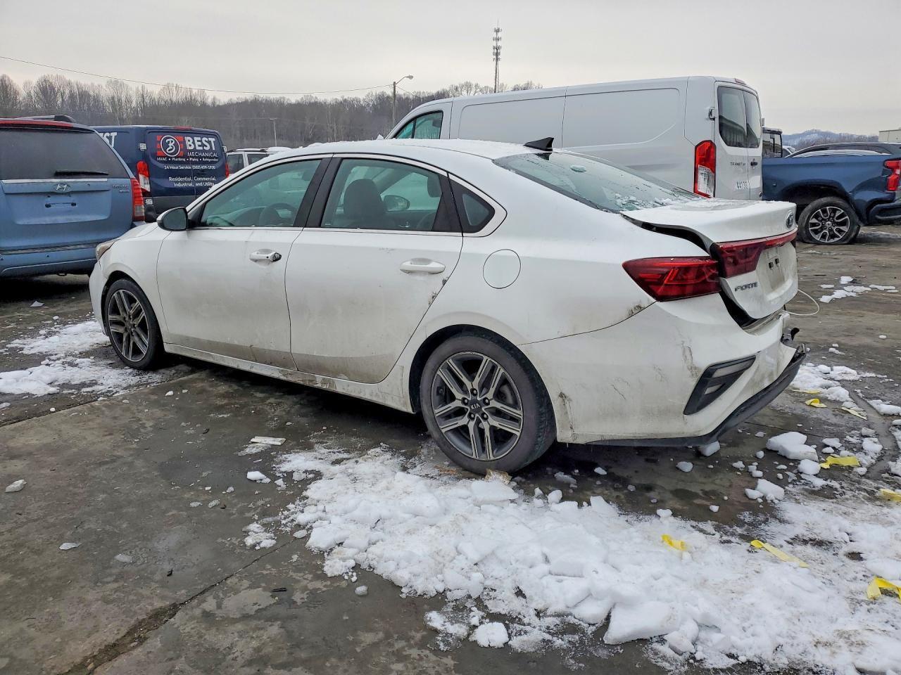 2021 Kia Forte Ex - Фото 2