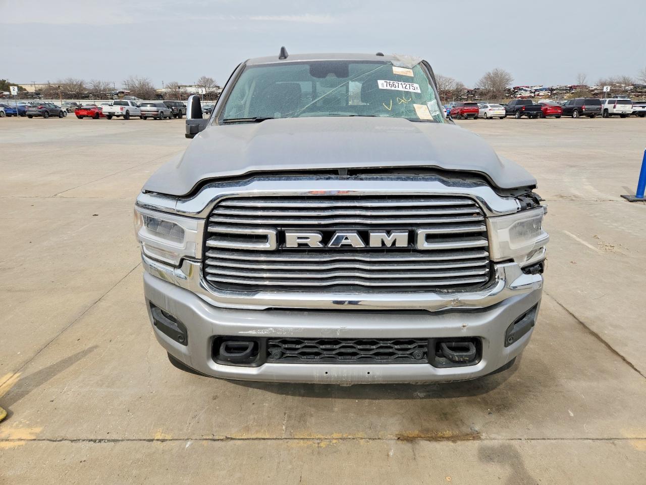 2024 Ram 2500 Laramie 4Wd 6C Tdsl Crew Cab 6.7L V8 - Фото 5