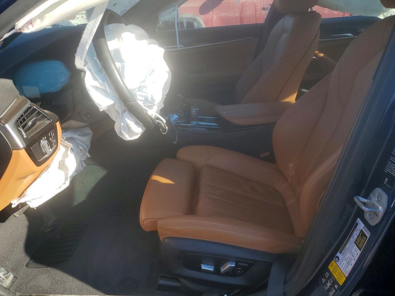 2021 BMW 530 Xi - Фото 7