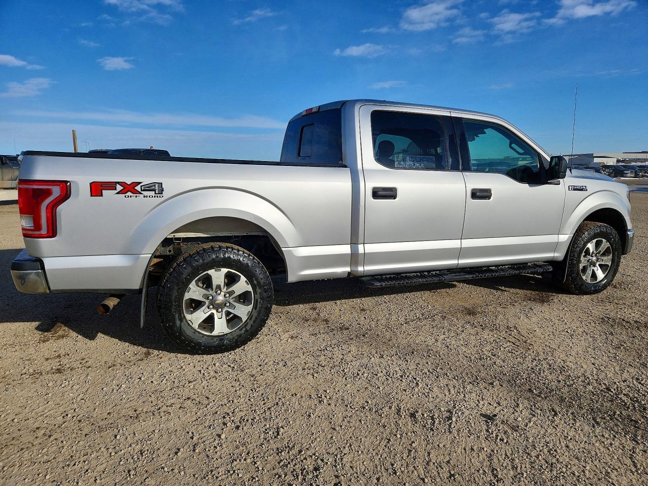 2017 Ford F150 Supercrew - Фото 3