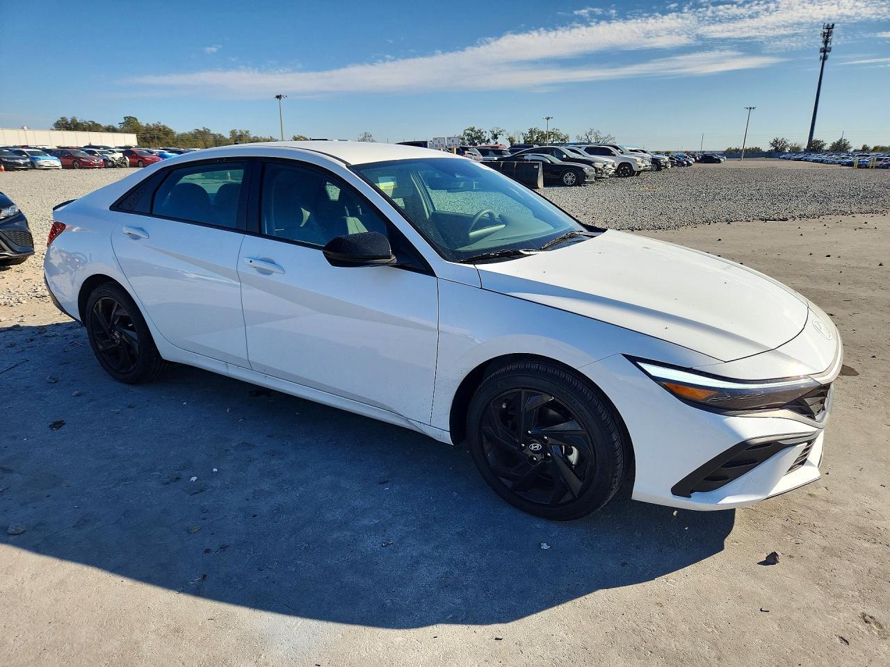 2026 Hyundai Elantra Sel Sport - Фото 4