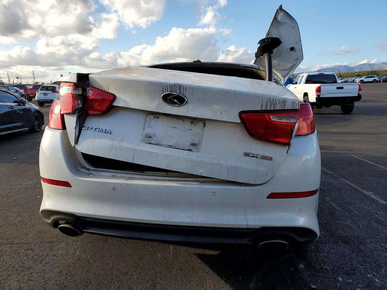 2015 Kia Optima Ex - Image 6