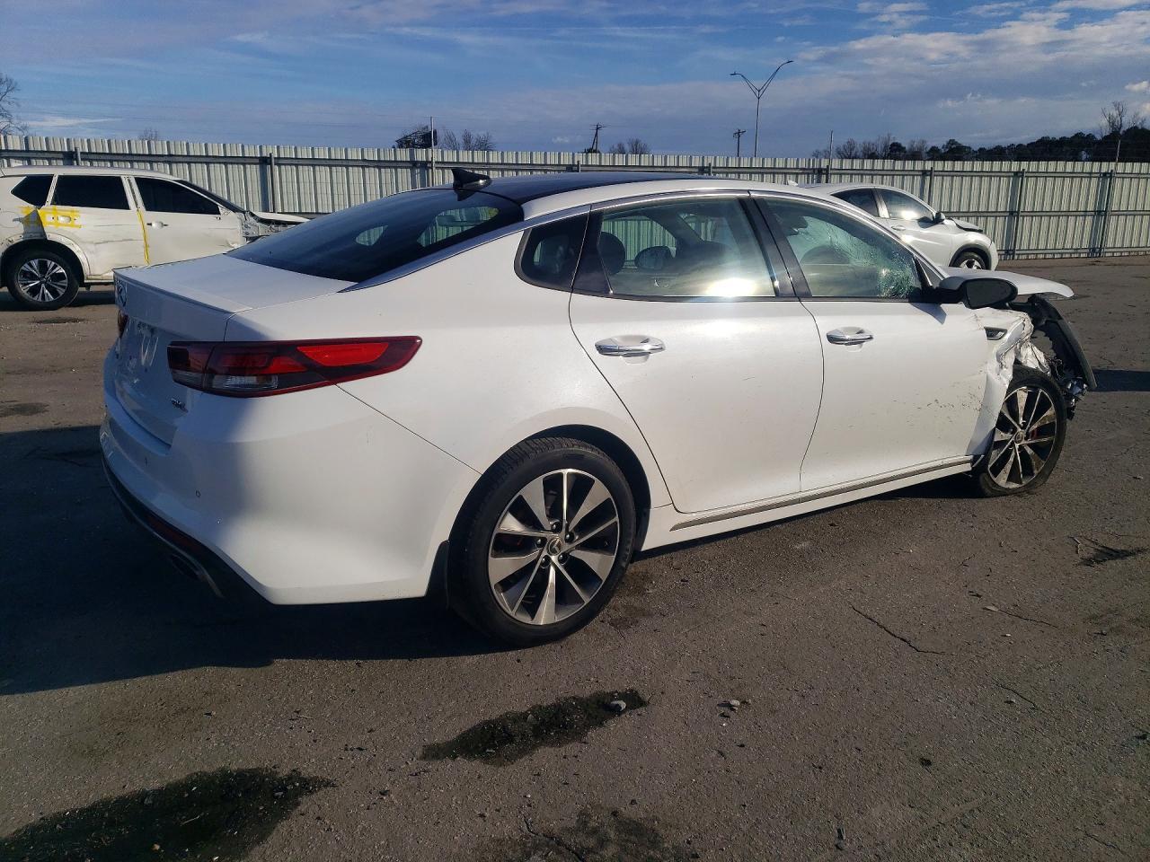 2016 Kia Optima Sxl Turbo - Image 3