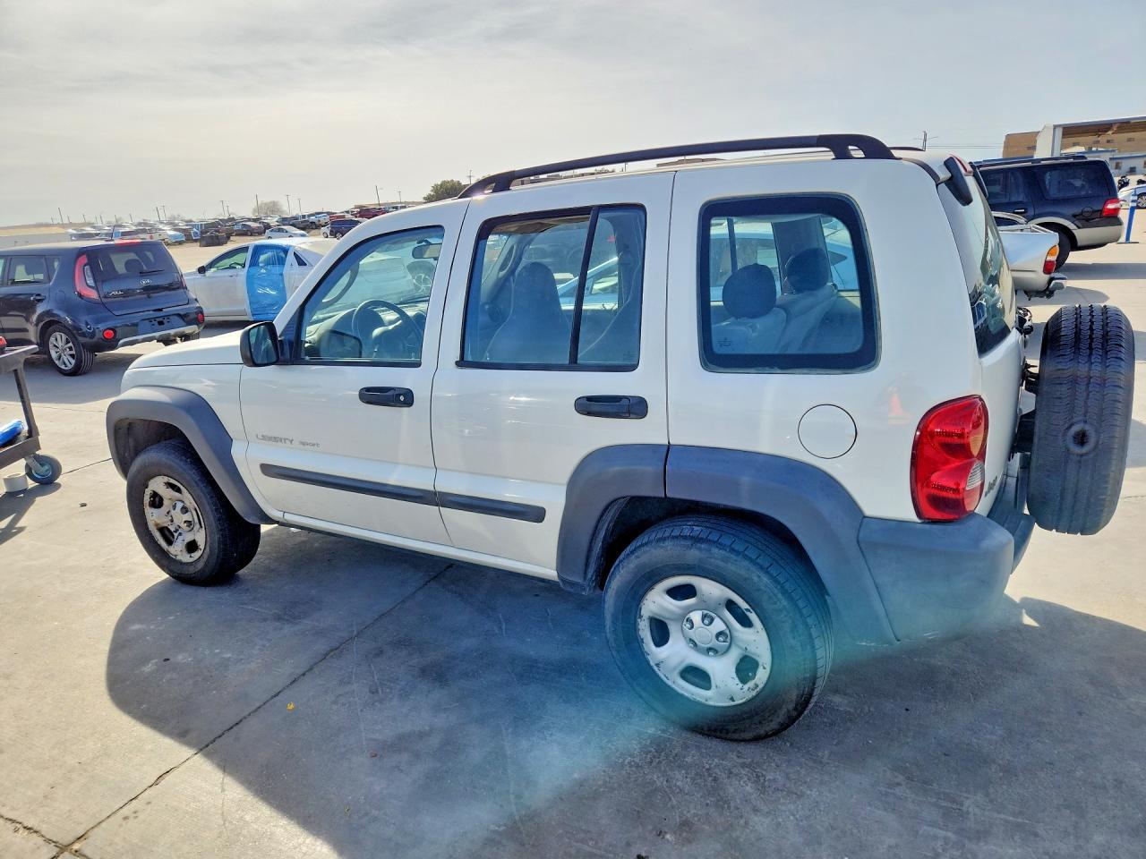 2003 Jeep Liberty Sport - Image 2