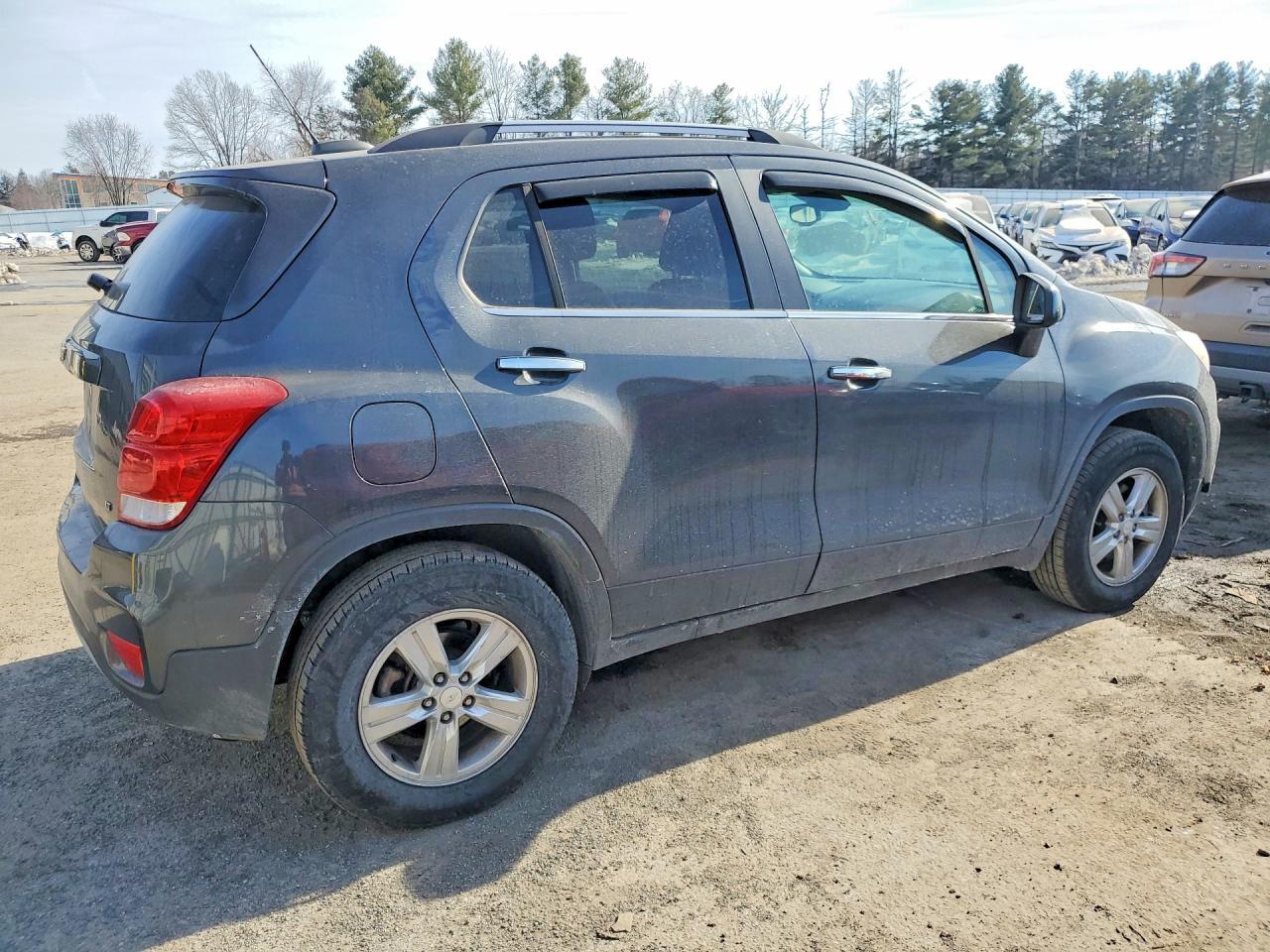 2019 Chevrolet Trax 1Lt - Image 3