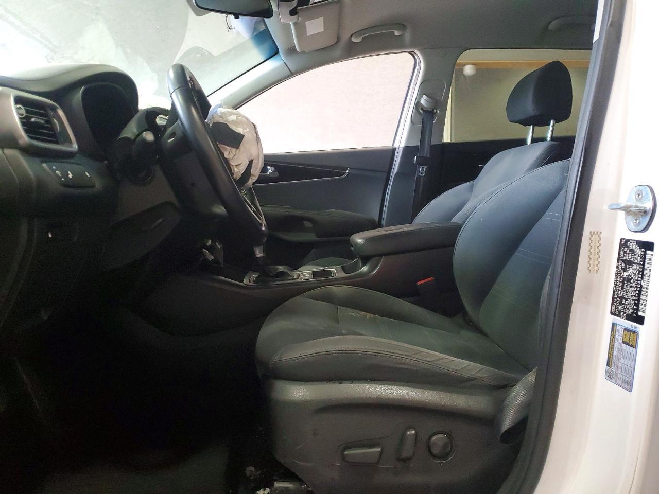 2020 Kia Sorento Lx - Image 7