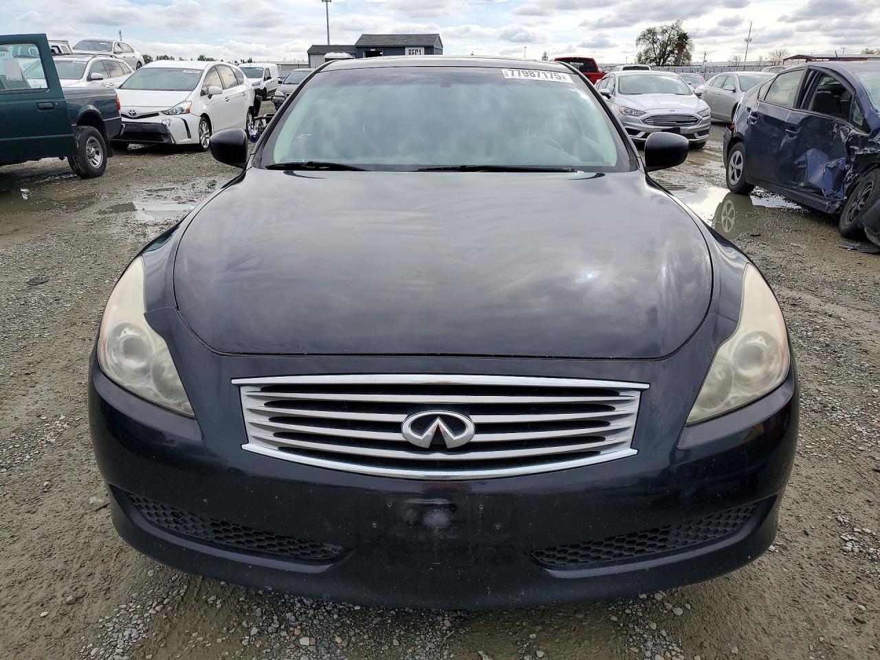 2010 Infiniti G37 - Image 5