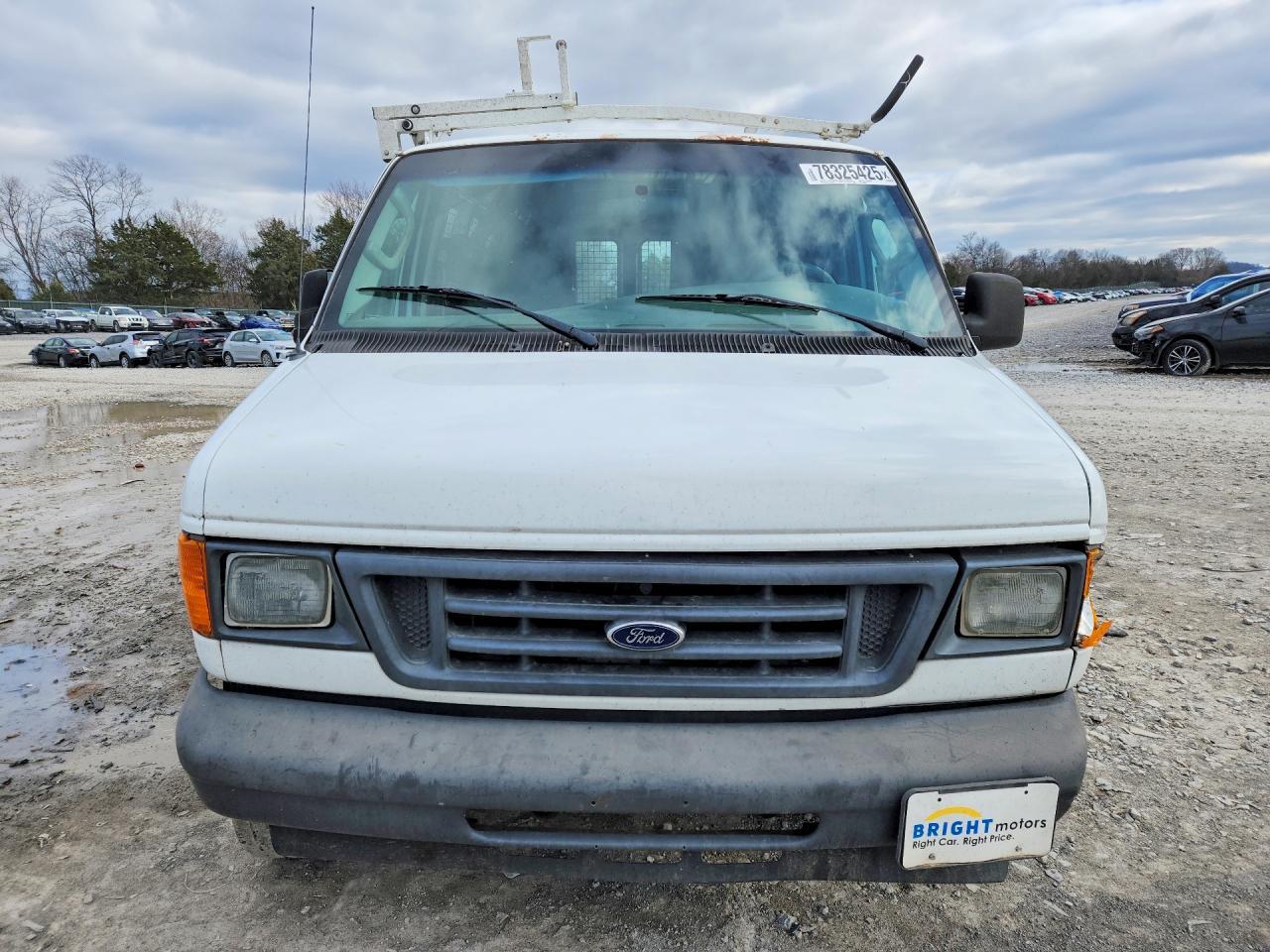 2007 Ford Econoline E250 Van - Фото 5