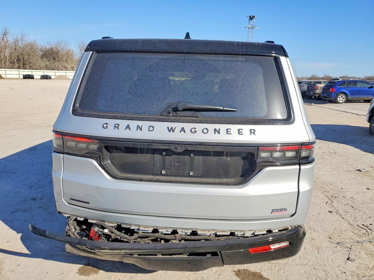 2023 Jeep Grand Wagoneer Series Ii - Image 6