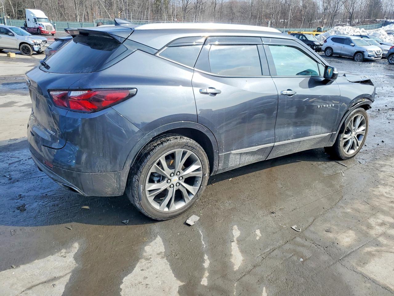 2021 Chevrolet Blazer Premier - Image 3