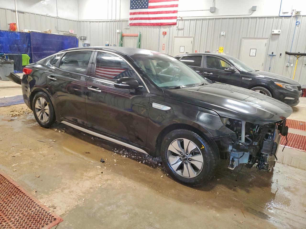 2017 Kia Optima Hybrid - Image 4