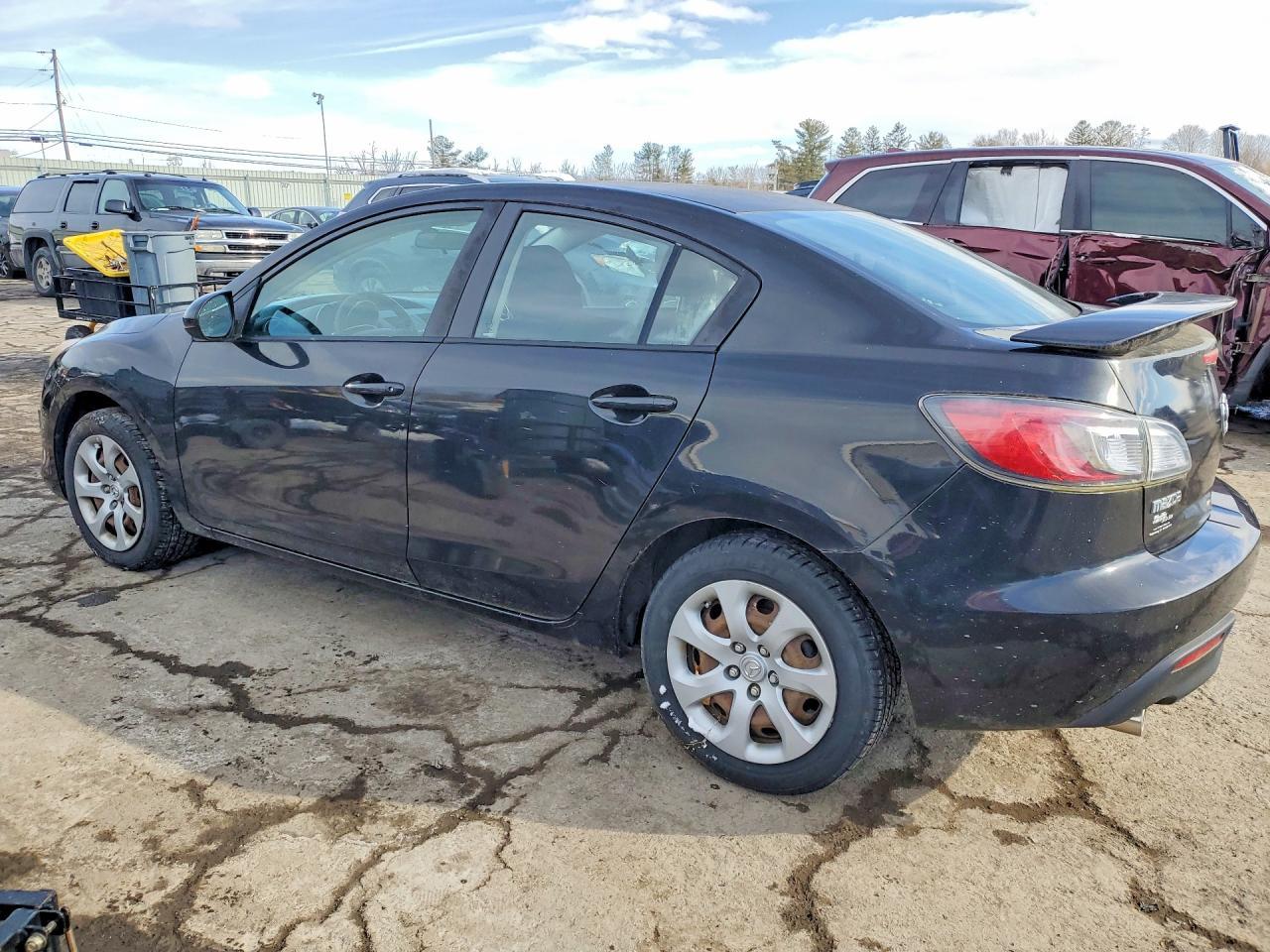 2010 Mazda Mazda3 - Фото 2