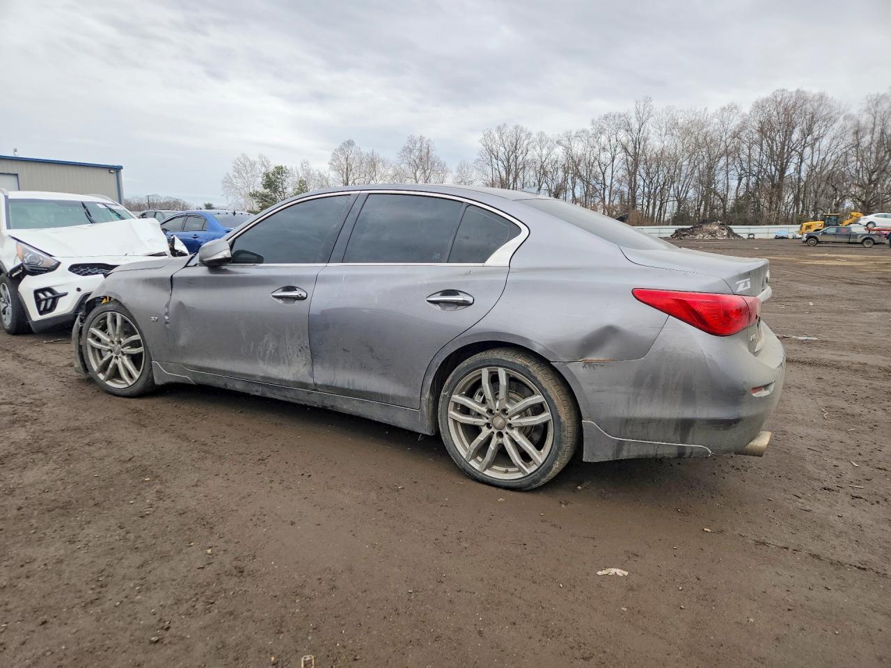 2015 Infiniti Q50 Base - Image 2