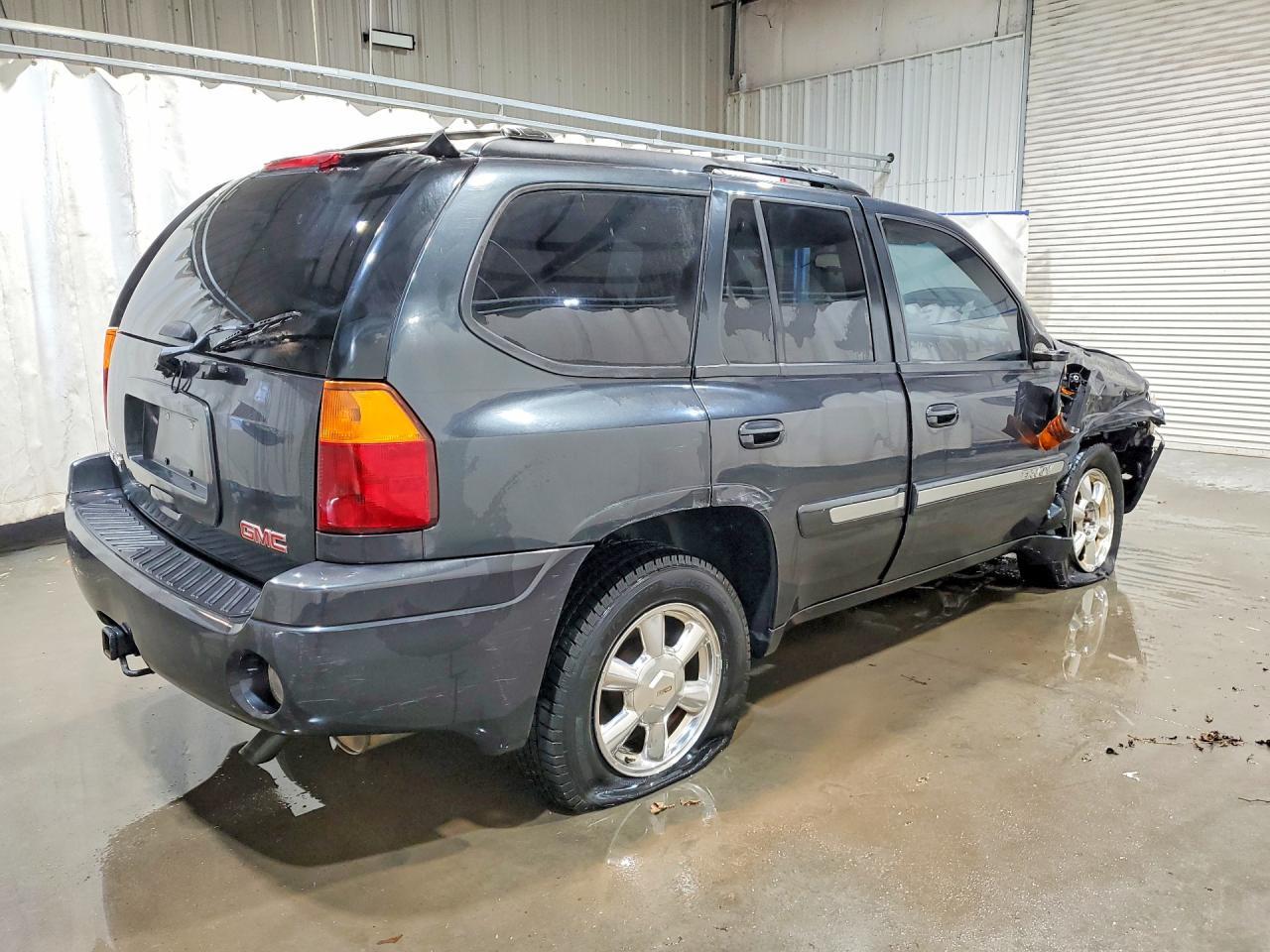 2005 GMC Envoy - Фото 3